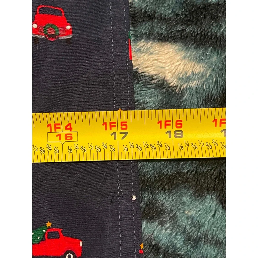The Childrens Place Button Down Shirt‎ Kids 10/12 Navy Christmas